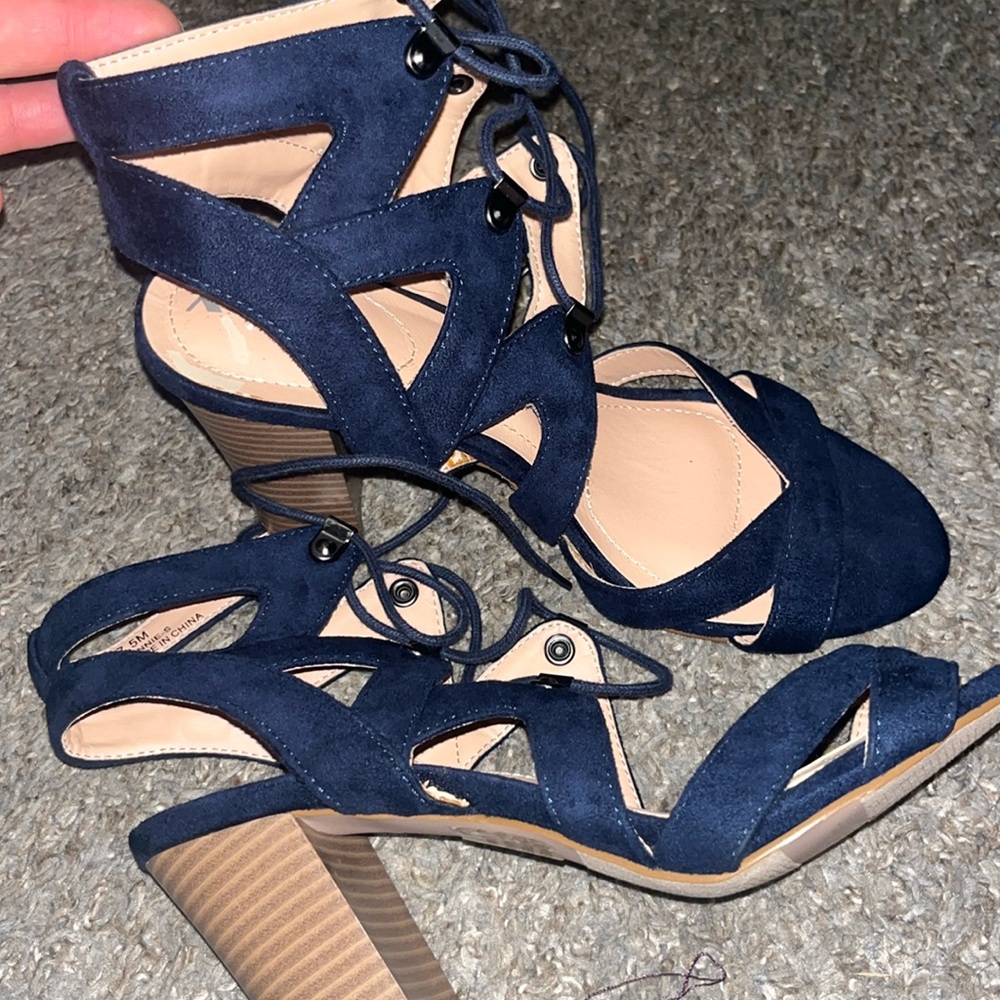 XOXO Navy blue heels